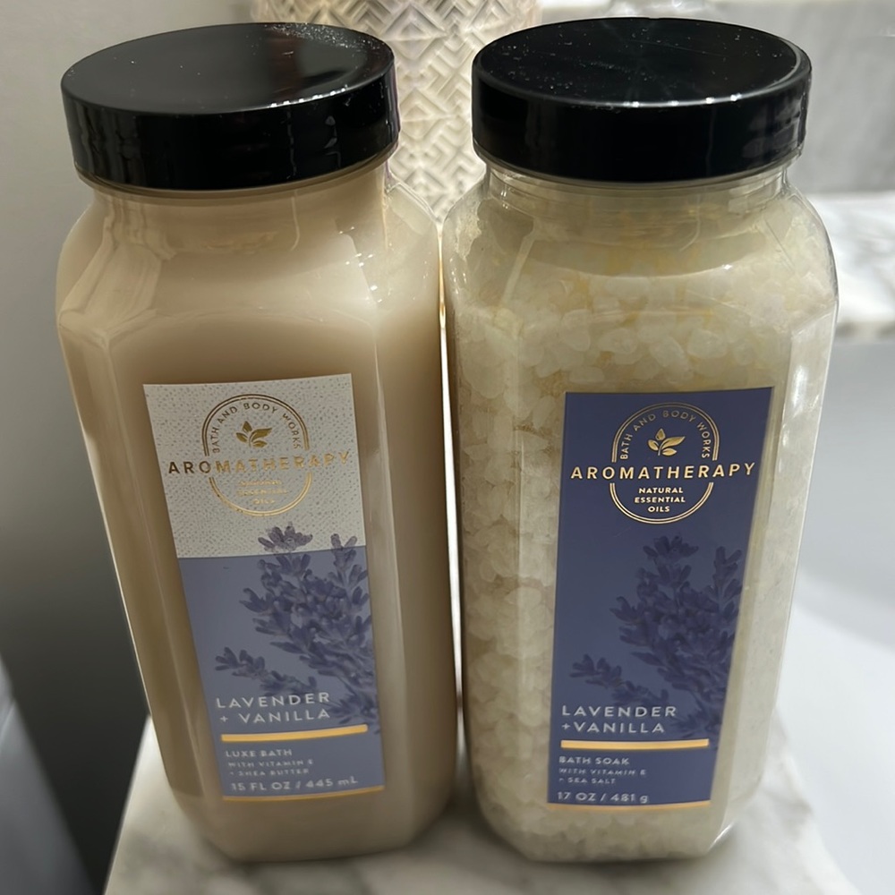 Bath & Body Works Aromatherapy Lavender and Vanilla Bath Set